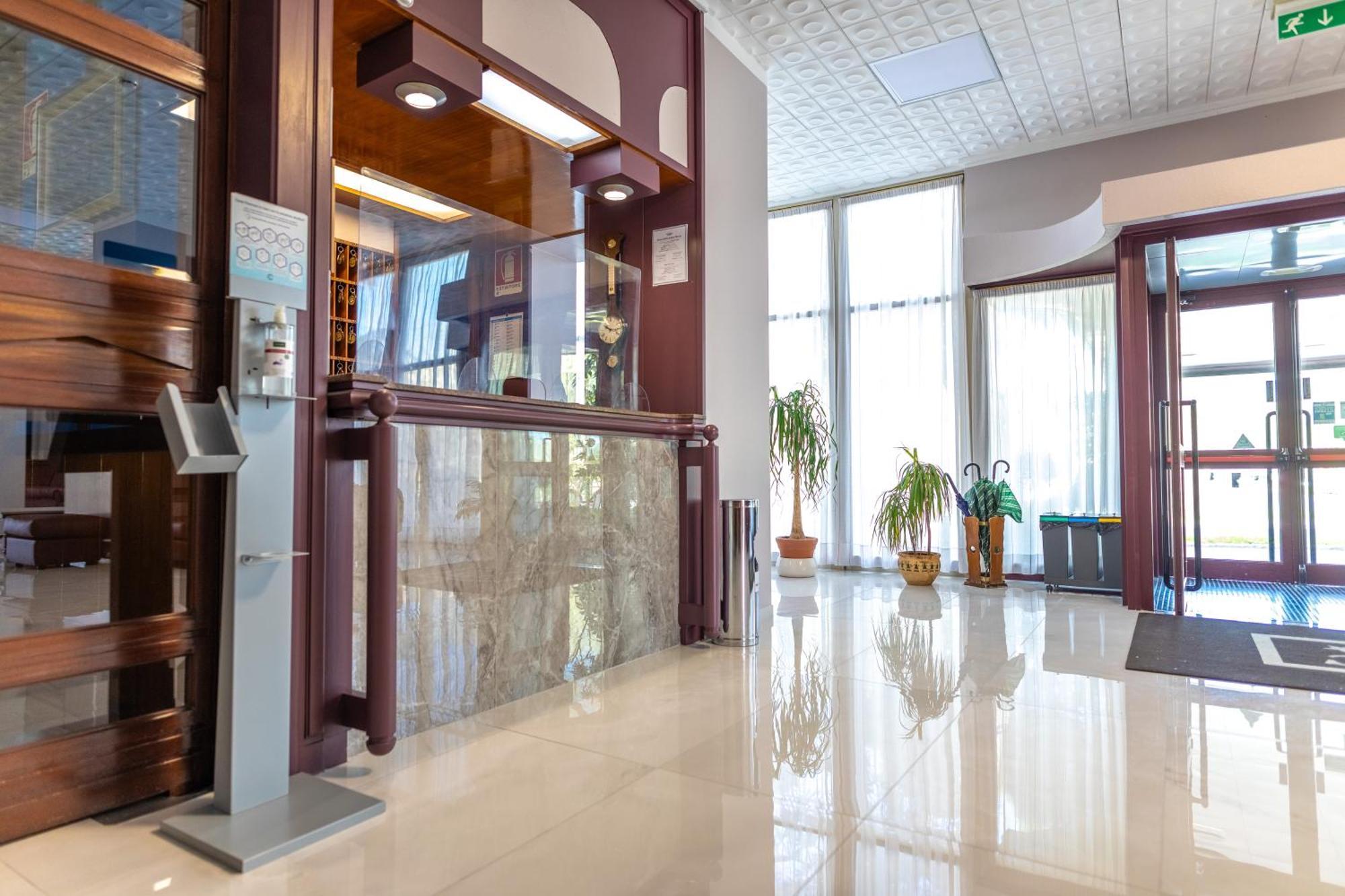 Hotel Cristallo Riolo Terme Exterior photo