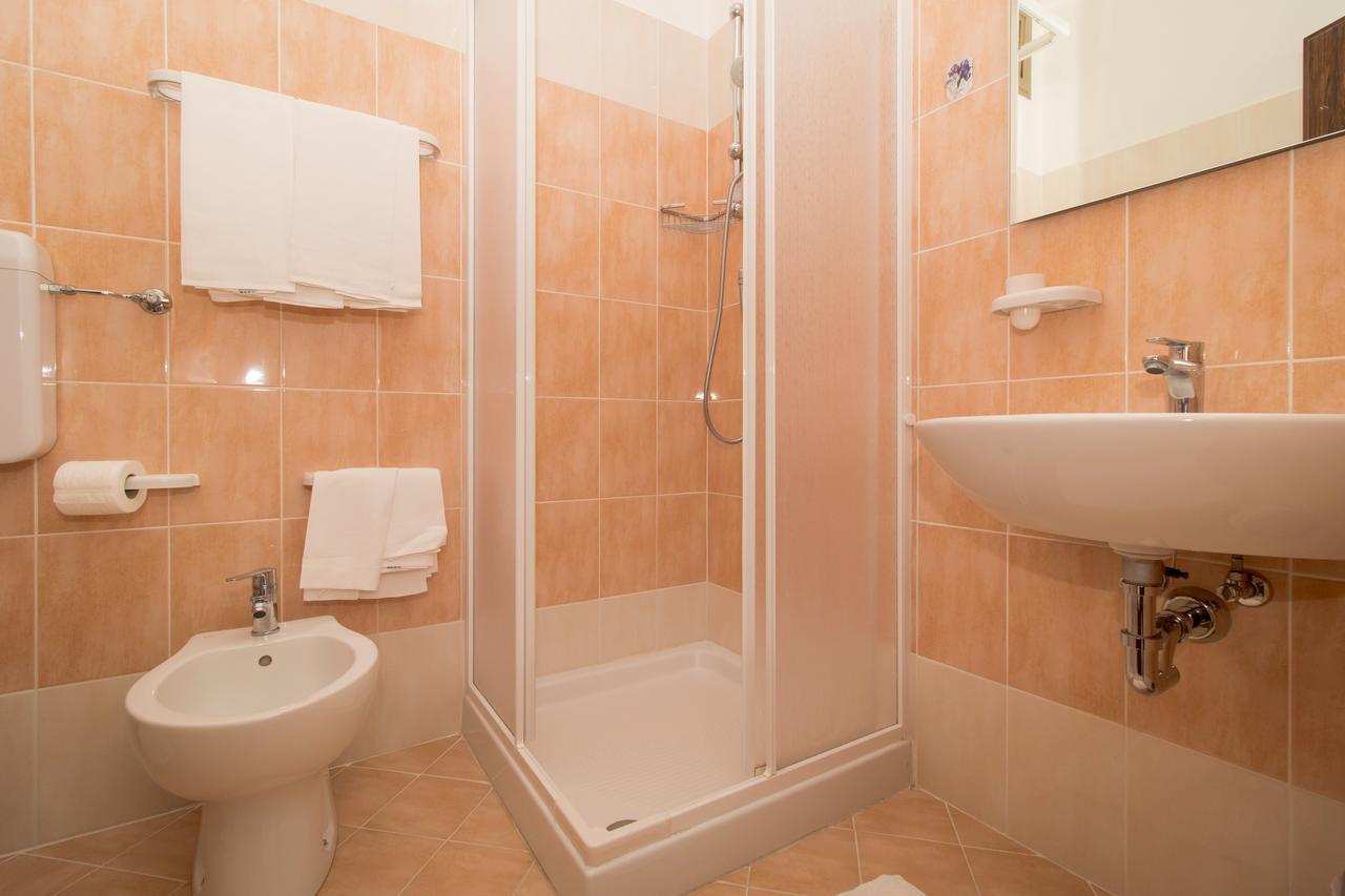 Hotel Cristallo Riolo Terme Exterior photo